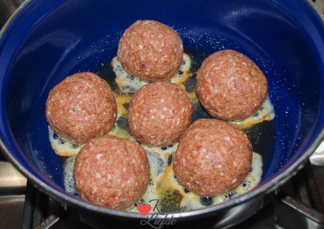Bak de gehaktballen