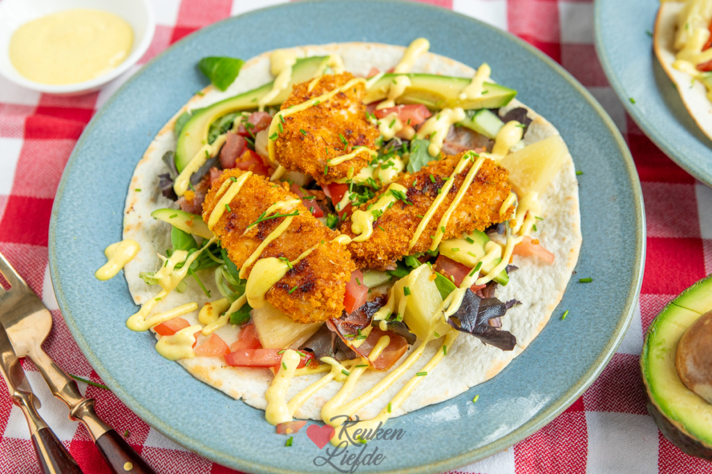 Wraps met krokante kip en kerriemayonaise Wraps met krokante kip en kerriemayonaise