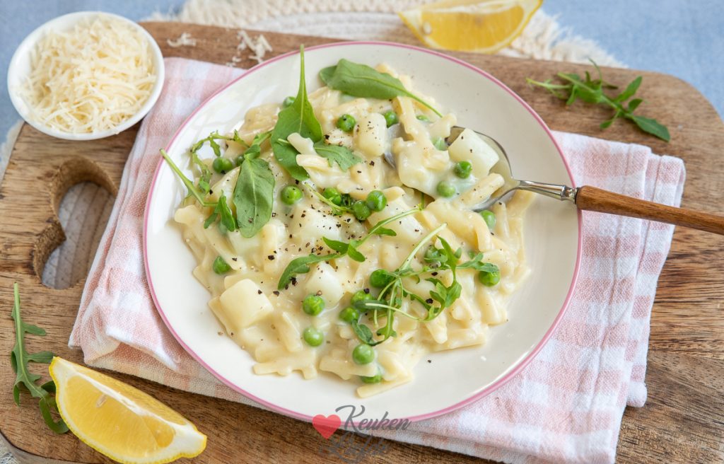 Eenpanspasta met witte asperge