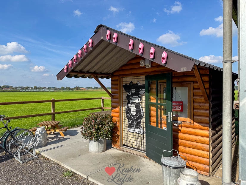 Kaas halen bij IJs- en Zuivelboederij JoLo in Dreumel