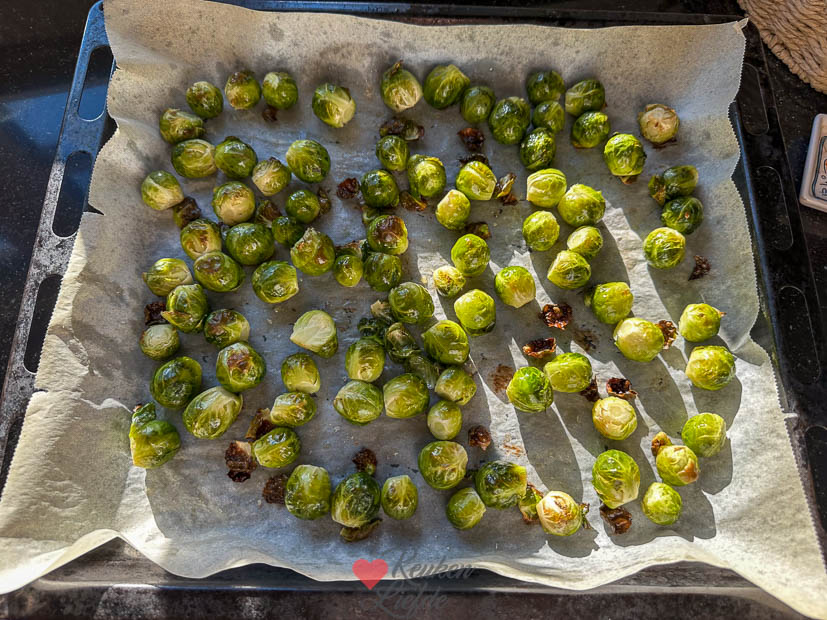 Geroosterde spruitjes uit de oven