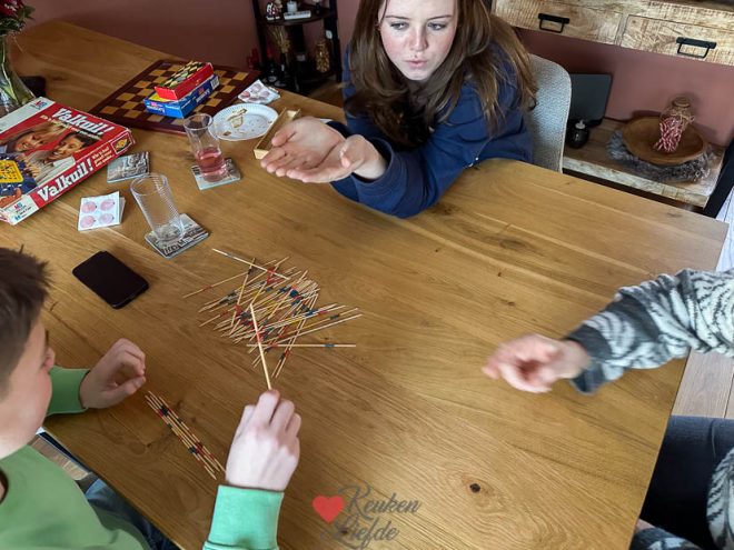 Spelletjes met familie op Eerste Kerstdag